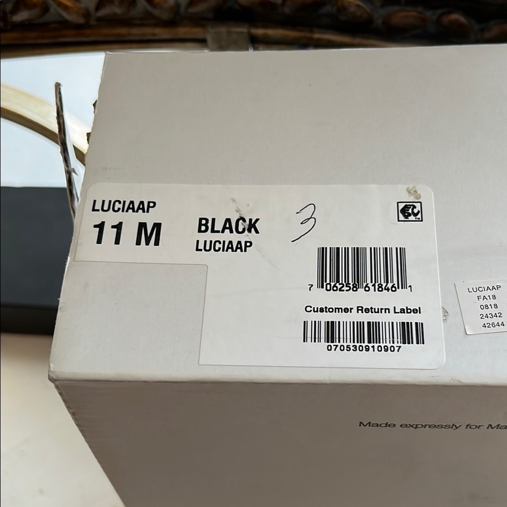 Black Women's Knee-High Boots - Picture 4 of 4